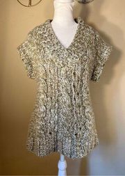 At Last Beige Cream Thick Knit V Neck Short Sleeve Sweater Large