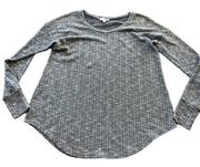 Anthropologie LNA Womens Grey Knit Rounded Hem Long Sleeve Size Medium