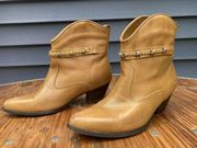 Size 8.5 B Dingo Belted Cowboy Ankle Boots Brown