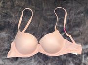Light pink Victoria’s Secret lightly lined bra 34B