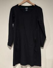 Duluth Trading Co. Women's Wearwithall Long SleevePonte Knit Shirt Midi Dress.