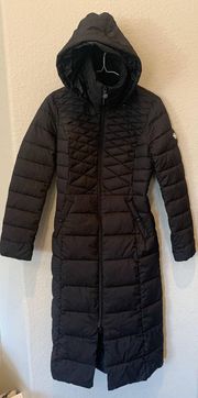 BERNARDO Quilted Long Coat with EcoPlume Fill (XS)