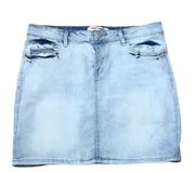 Almost Famous denim skirt M light blue denim, stretchy casual