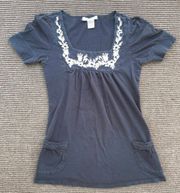 Short Sleeve Top - Size Small