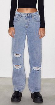 Rips Parallel Jean In Light Wash