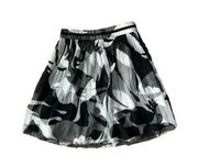 WHITE HOUSE BLACK MARKET Black White Floral Pleated A Line Skirt Size 2