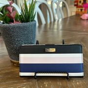 Kate Spade  New York NWT bifold wallet