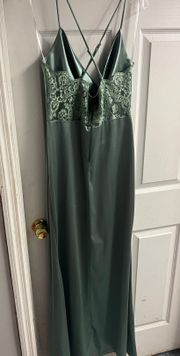 Windsor Prom Dress For Sale