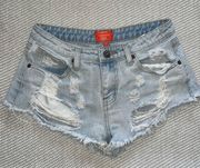 Fray Hem Light Wash Denim Distressed Ripped Cut Off Jean Shorts Sz S Sihnderella