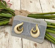 Vintage Enamel Beige & Gold Crescent Swirl Earring