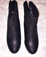 NWT Apt 9 Aprheba Ankle Boots Size 8.5