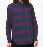 Lululemon Size 6 Full Day Ahead Flannel Button Down Shirt