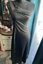 One shoulder black dress