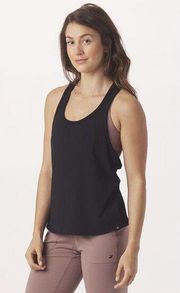 GLYDER Sunrise Tank Size Large Black NWT Ribbed Sporty Workout Athletic Basic