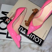 New Versace Pink Palazzo Medusa Patent Leather Pointed Toe Pump in Pink