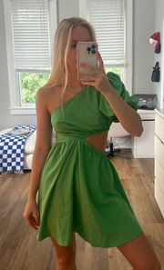  Green Puff Sleeve Dress