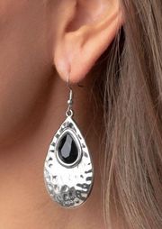 Paparazzi Tranquil Trove Hook Earrings, New w/Tag