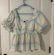 Old Navy pastel puff sleeved elastic back peplum top size large