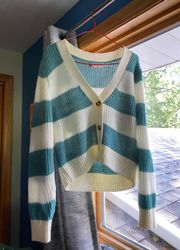 Cozy Green and White Fall Cardigan