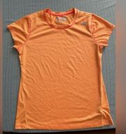 Women’s New Balance LightningDry Shirt M