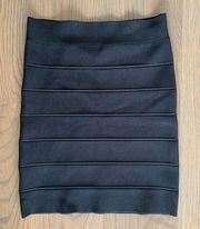 Signature Simone Bandage Skirt in Black Size Small