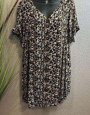 Umgee ruffle sleeve animal, printed dress size large