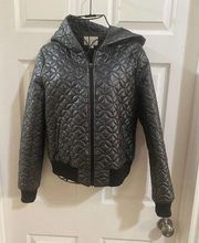 Hinge  Womens Medium Metallic Grey Quilted Full Zip Short Hooded Bomber Jacket