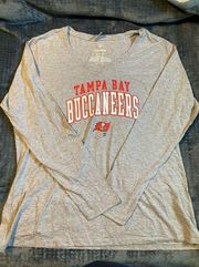 Fanatics, 2xl, new without tags, Tampa Bay Buccaneers, long sleeve, v-neck