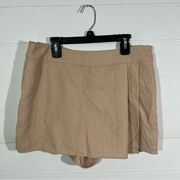 She & Sky Cream colored  skort