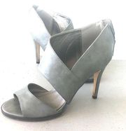 Michael Antonio • gray open toe -cross cross heels