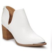 Apt. 9 nanosecond white ankle boots size 7.5