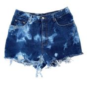Vintage Bill Blass Cutoff Bleached Denim Jean Shorts Size 10 / 30 100% Cotton