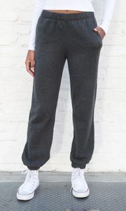 rosa sweatpants in dark grey