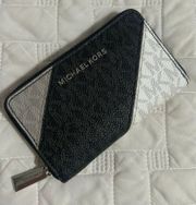 Micheal Kors Wallet