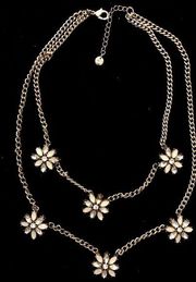 Silver double chain flower necklace