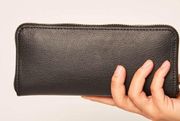 Boutique Vegan Leather Multiple Pockets Gold Zipper Purse Wallet Clutch Black