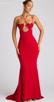 Serena Heart Cup Detail Evening Gown in Fire Red