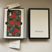 Authentic Gucci Limited Edition Strawberry Supreme Iphone 7/8 Phone Case NIB