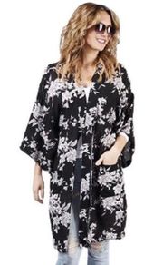 Spiritual Gangster One Size Maya Kimono Black White Floral Tie Front 611