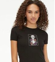 Floral Skeleton Graphic Tee​​​​​​​​​​​​