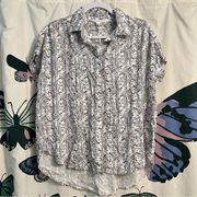 Short sleeve floral button up