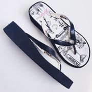 Brighton Wedge Thong Sandal New York Print