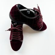 Aquatalia Glenda Quilted Velvet Sneakers Burgundy Maroon Red Weatherproof 7.5