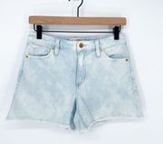 Universal Thread Vintage Midi Light Wash Denim Shorts Size 2/26