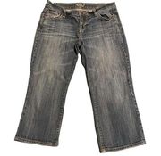 Old Navy Capri Jeans Womens Size 6 Cropped Medium Wash Denim Pants Straight