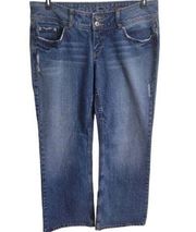 dELiA's Riley Jeans Sz 11/12P Medium Wash Distressed