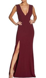 Sandra Plunge Crepe Trumpet Gown Women's Lrg Burgundy NWOT