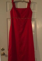 NWOT Scarlett Red Formal Prom Gown