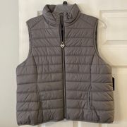 GUESS Vest puffer light weight color gray length 25” bust 42” size XL