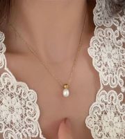 18K Gold Plated White Pearl Pendant Necklace for Women,Pearl Necklace